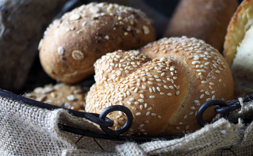 Bake Your Own Homemade Bread: A Delicious and Fulfilling Experience