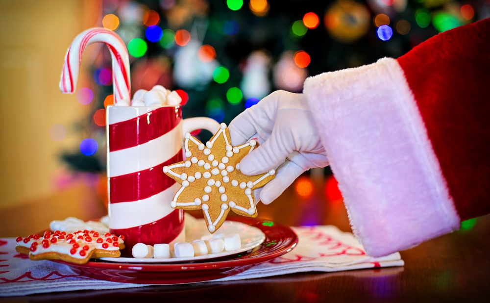 6 Fun Things to Do on Christmas Eve