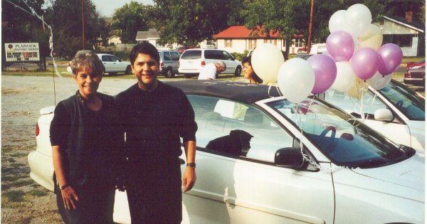 KarenMundi photo upload